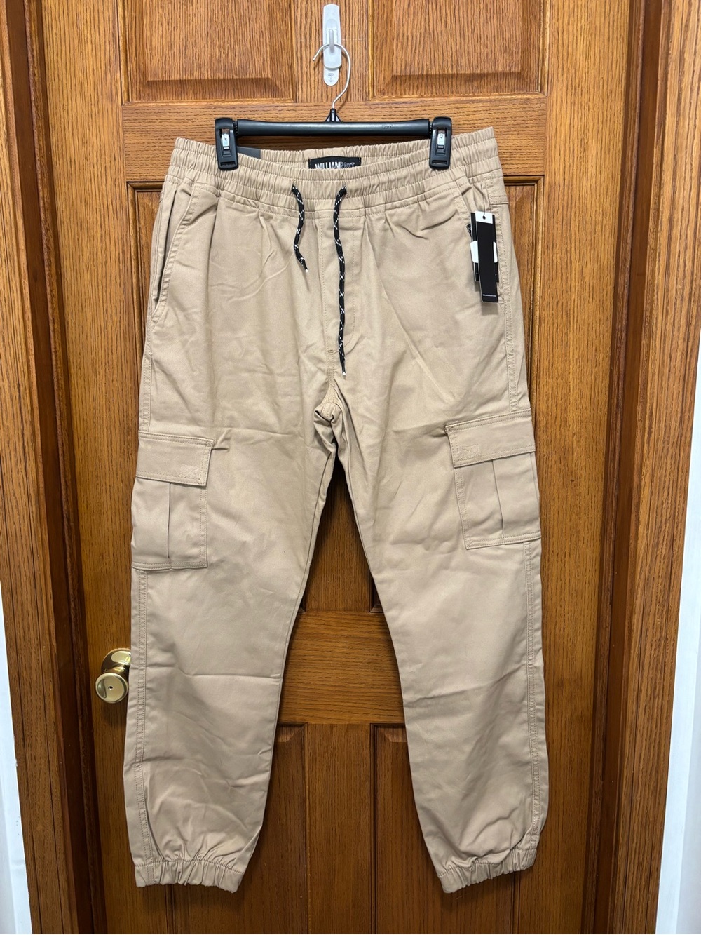 William Rast Men’s Utility Cargo Joggers Brown/Khaki Waist 36. NWT